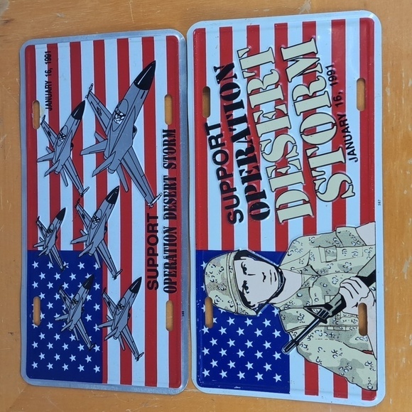 Vintage set of 2 Support Operation Desert Storm Booster collectible car plates - Picture 1 of 8